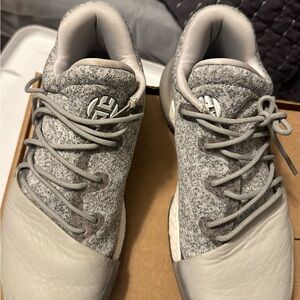 Adidas Harden Vol 1 size 5.5 (women’s 7)
